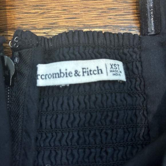 Abercrombie & Fitch -- Women's Cutout Poplin Mini Dress XS Tall - Picture 2 of 4